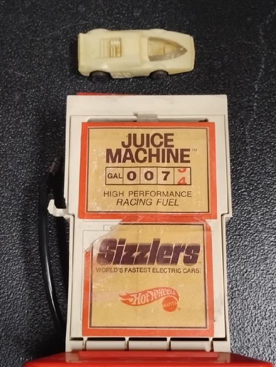 Other - Hot Wheels Juice Machine Racing Fuel Accessory - Cream Toy Car Included